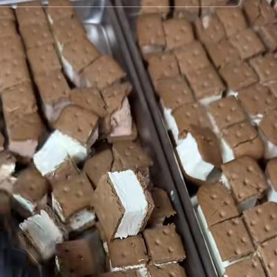 ايسكريم ساندويش قطع 
